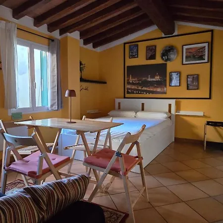 Mansarda Nonna Gina With Terraces * Флоренция